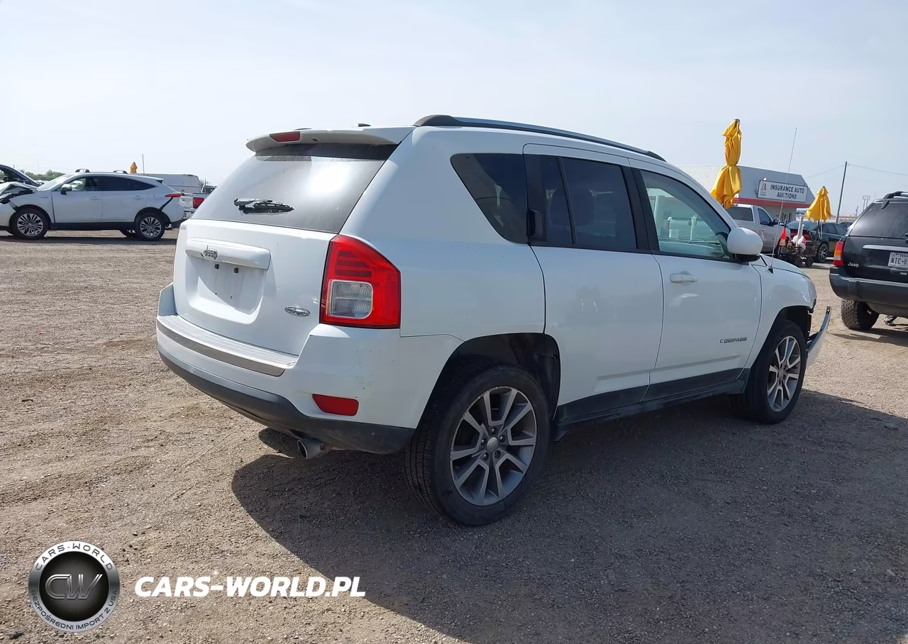 2016 Jeep Compass High Altitude Edition VIN:1C4NJCEA8GD546814 - 4