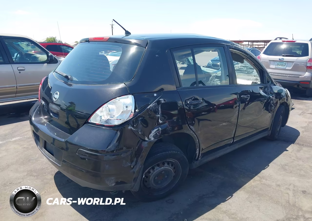 2011 Nissan Versa 1.8S VIN:3N1BC1CP5BL385207 - 4