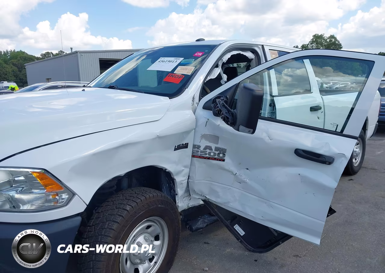 2017 Ram 2500 Tradesman 4X2 8' Box VIN:3C6TR4HT5HG703679 - 17
