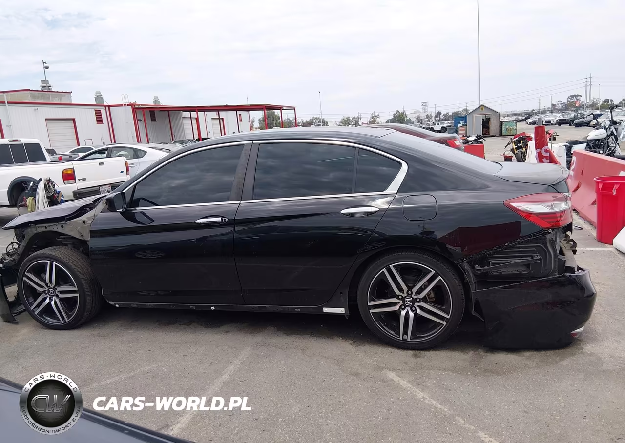 2017 Honda Accord Sport VIN:1HGCR2F59HA273687 - 15