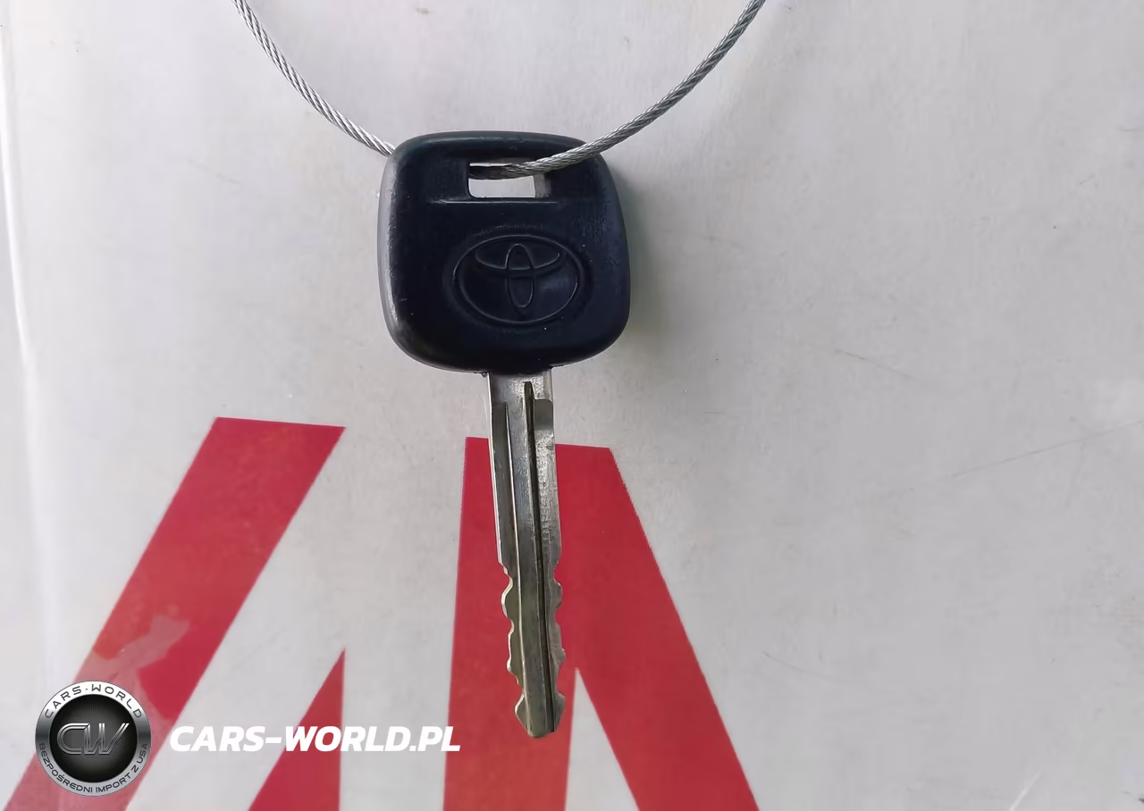 2003 Toyota Camry Le VIN:4T1BE32K43U130642 - 11