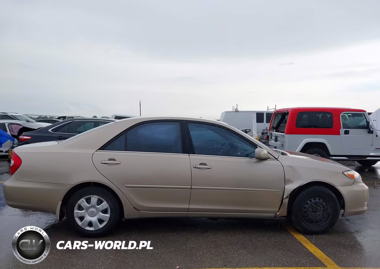 2003 Toyota Camry Le VIN:4T1BE32K43U130642 - 14