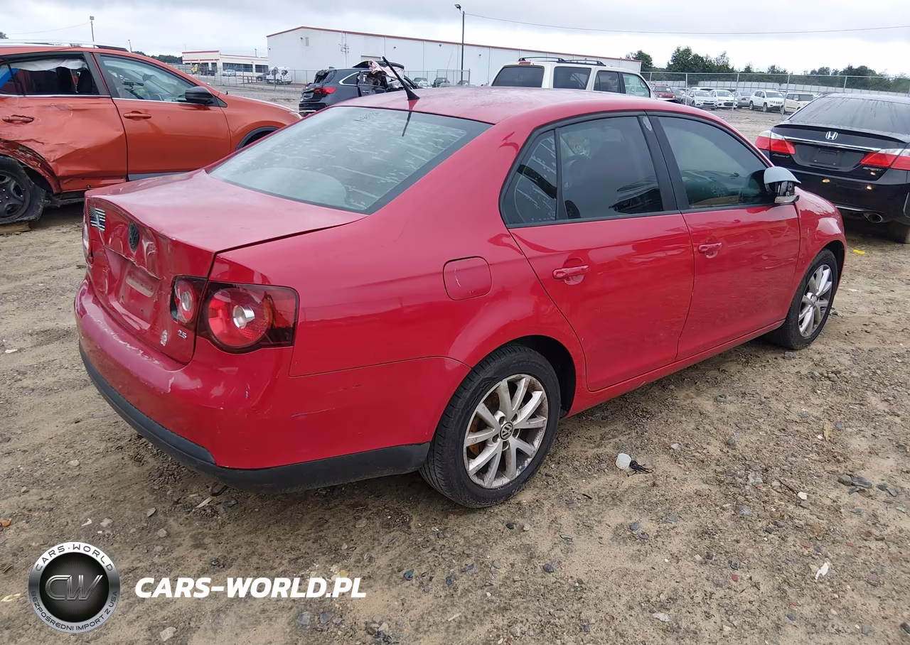 2010 Volkswagen Jetta Limited Edition VIN:3VWRX7AJ2AM149900 - 4