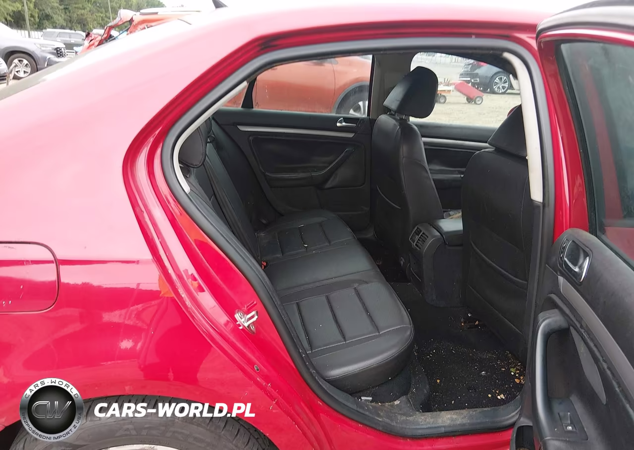 2010 Volkswagen Jetta Limited Edition VIN:3VWRX7AJ2AM149900 - 8