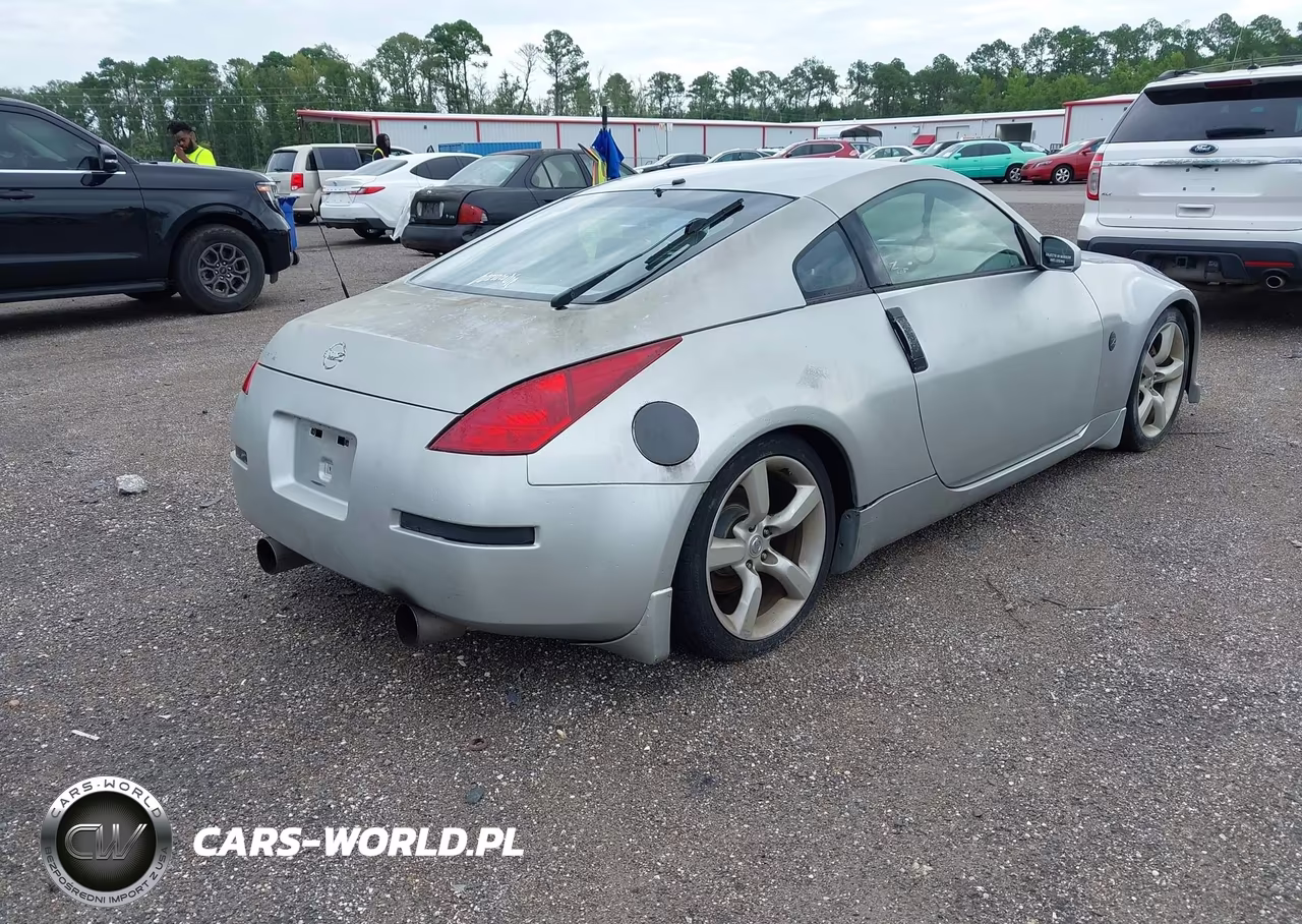 2005 Nissan 350Z Touring VIN:JN1AZ34D85M609901 - 4