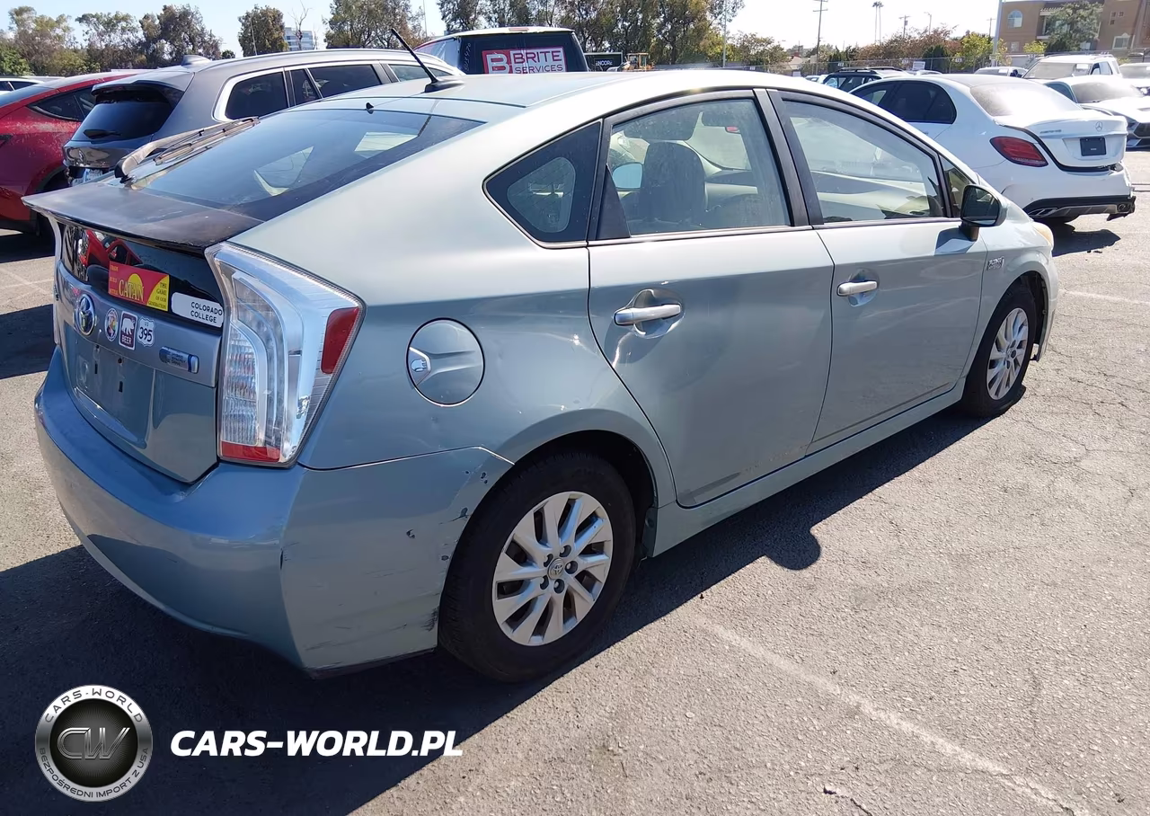 2012 Toyota Prius Plug-In VIN:JTDKN3DP1C3011501 - 4