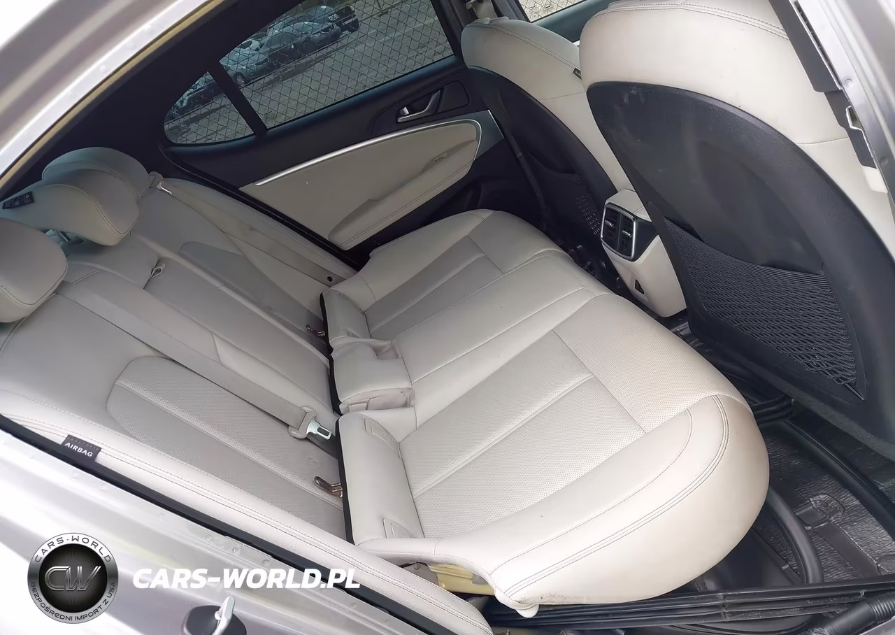2024 Genesis G70 2.5T Rwd VIN:KMTG34SCXRU142609 - 8