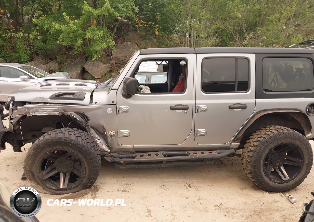 2018 Jeep Wrangler Unlimited Sport 4X4 VIN:1C4HJXDN1JW329447 - 14