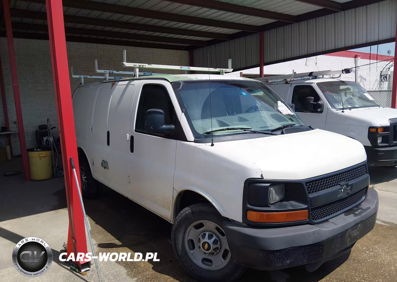 2011 Chevrolet Express 2500 Work Van – zdjęcie 1 z 16