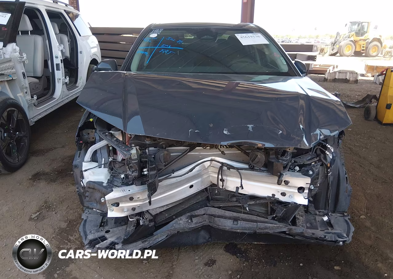 2025 Toyota Camry Le VIN:4T1DAACK2SU636735 - 6