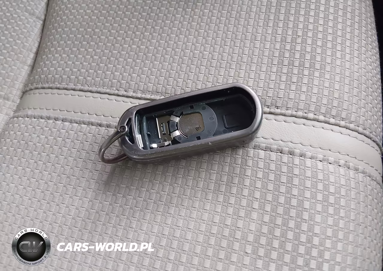 2017 Mazda Mazda3 Sport VIN:3MZBN1U72HM109346 - 11