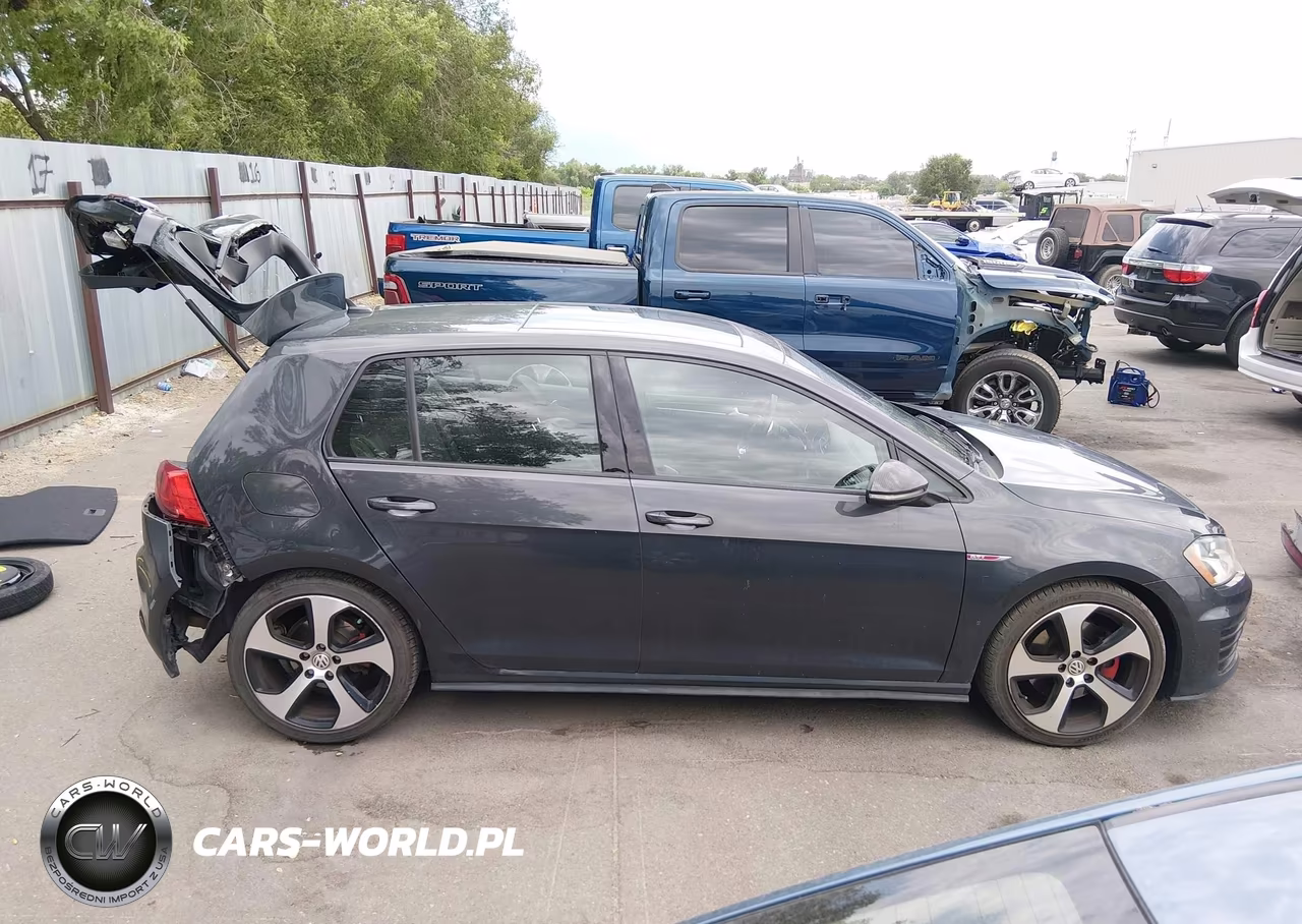 2015 Volkswagen Golf Gti 2.0T Se 4-Door VIN:3VW5T7AU7FM040649 - 14