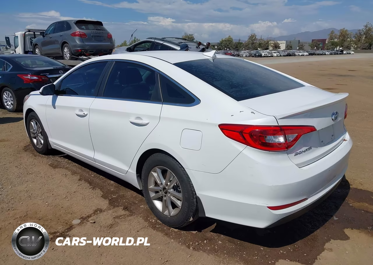 2016 Hyundai Sonata Se VIN:5NPE24AF3GH396951 - 3