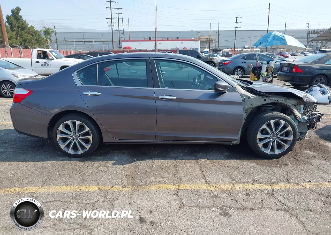 2015 Honda Accord Sport VIN:1HGCR2F59FA033097 - 14