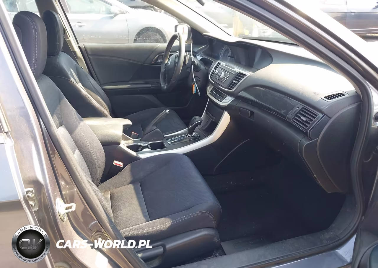 2015 Honda Accord Sport VIN:1HGCR2F59FA033097 - 5