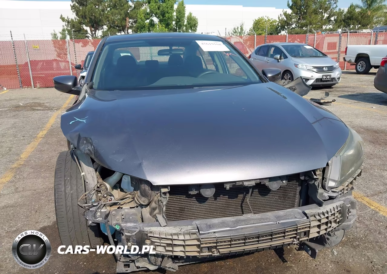 2015 Honda Accord Sport VIN:1HGCR2F59FA033097 - 6