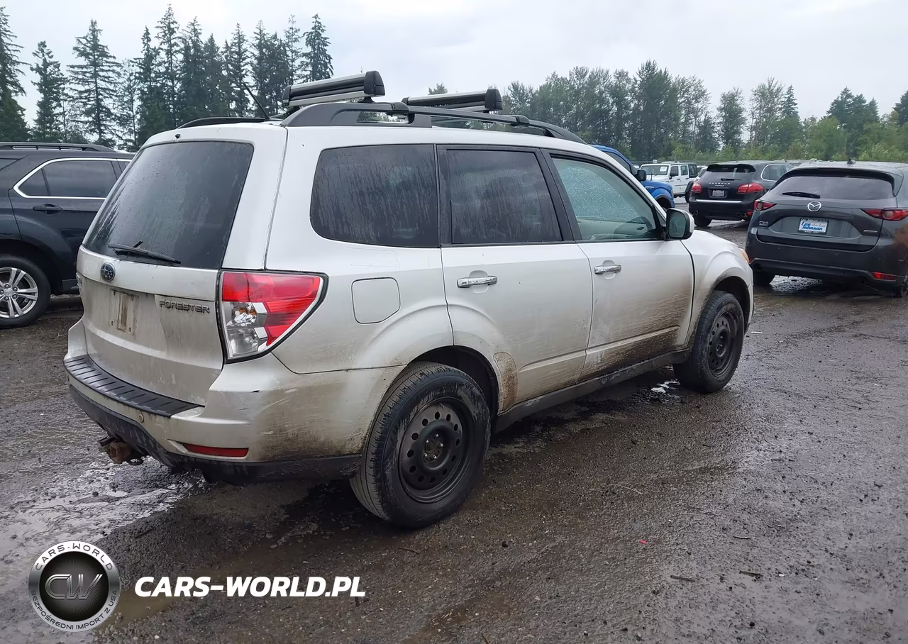 2011 Subaru Forester 2.5X Premium VIN:JF2SHBCC4BH742748 - 4
