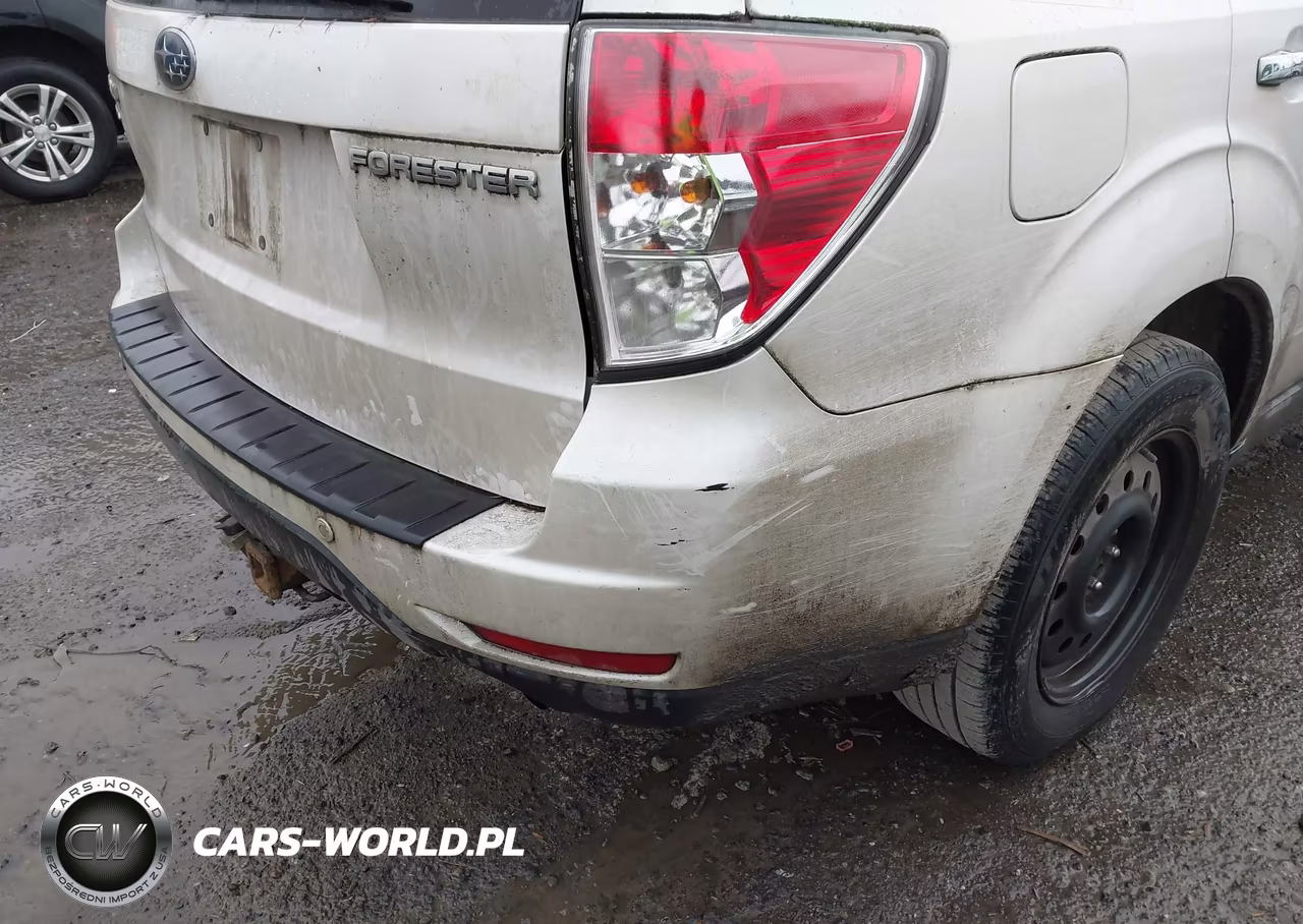 2011 Subaru Forester 2.5X Premium VIN:JF2SHBCC4BH742748 - 6