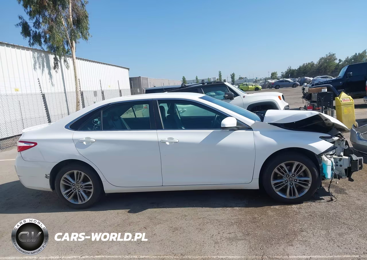 2015 Toyota Camry Se VIN:4T1BF1FK9FU041469 - 14
