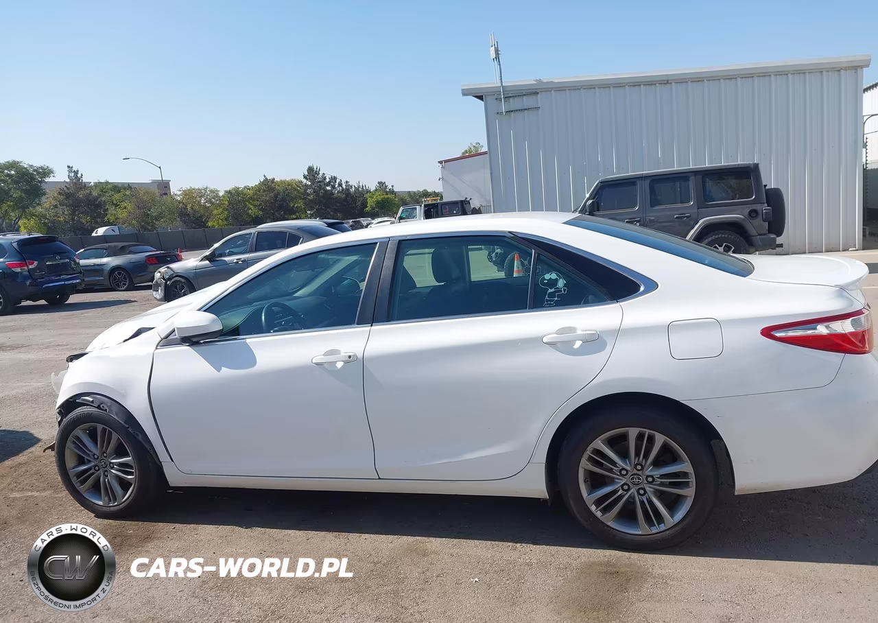 2015 Toyota Camry Se VIN:4T1BF1FK9FU041469 - 15