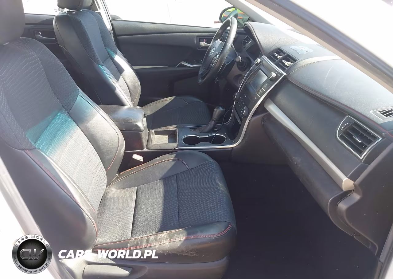 2015 Toyota Camry Se VIN:4T1BF1FK9FU041469 - 5