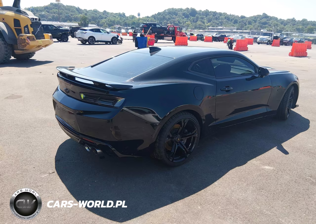 2016 Chevrolet Camaro 2Ss VIN:1G1FH1R79G0120584 - 4
