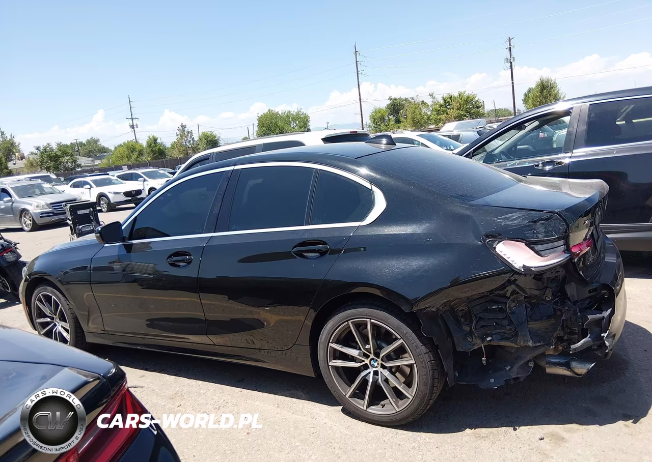 2019 BMW 330I xDrive VIN:WBA5R7C55KFH19384 - 14