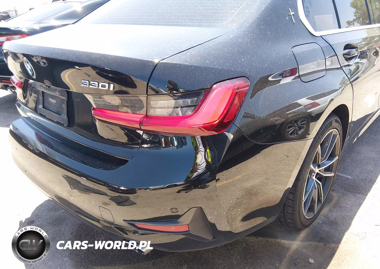 2019 BMW 330I xDrive VIN:WBA5R7C55KFH19384 - 18