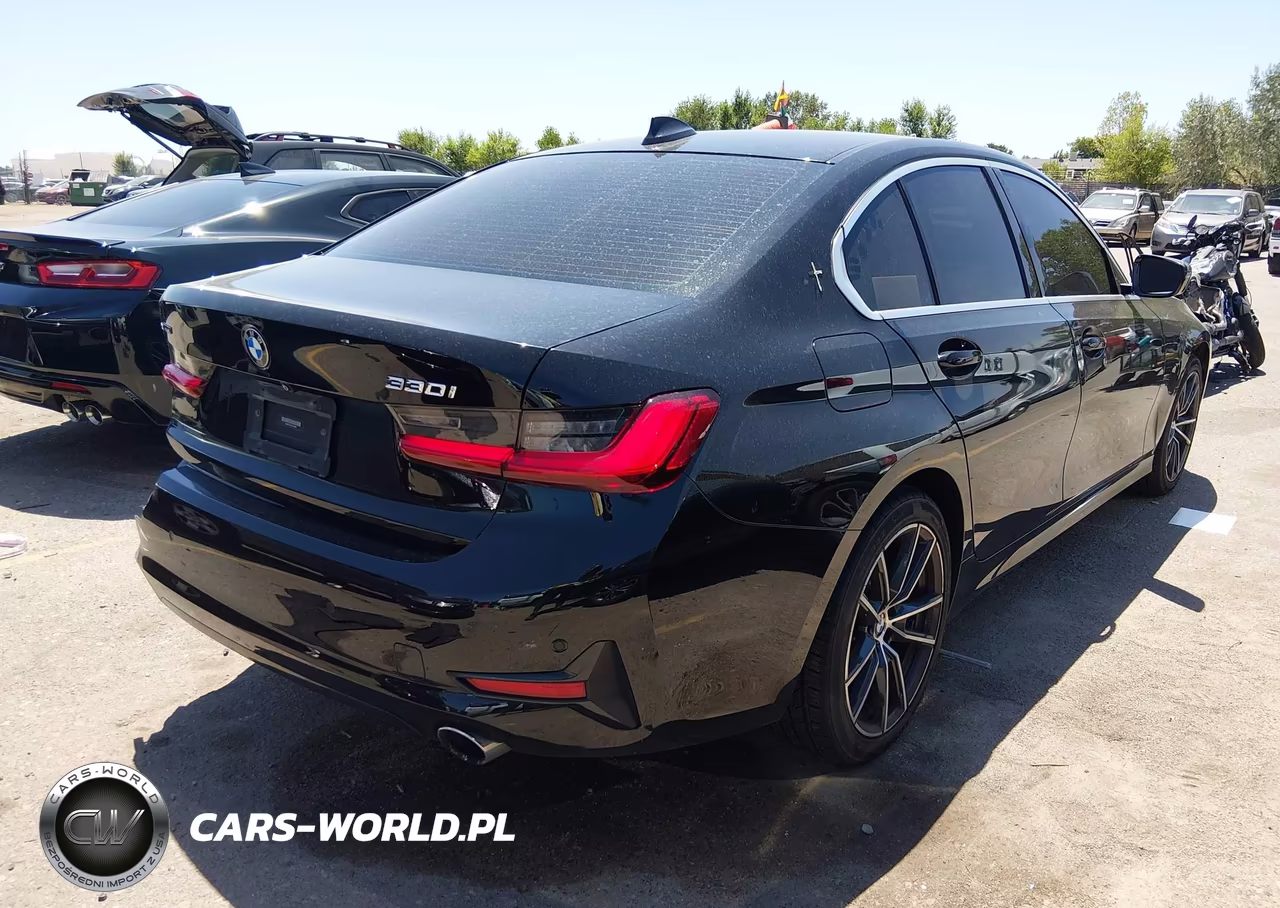 2019 BMW 330I xDrive VIN:WBA5R7C55KFH19384 - 4