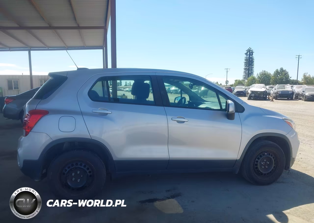2018 Chevrolet Trax Ls VIN:3GNCJKSB2JL199553 - 13