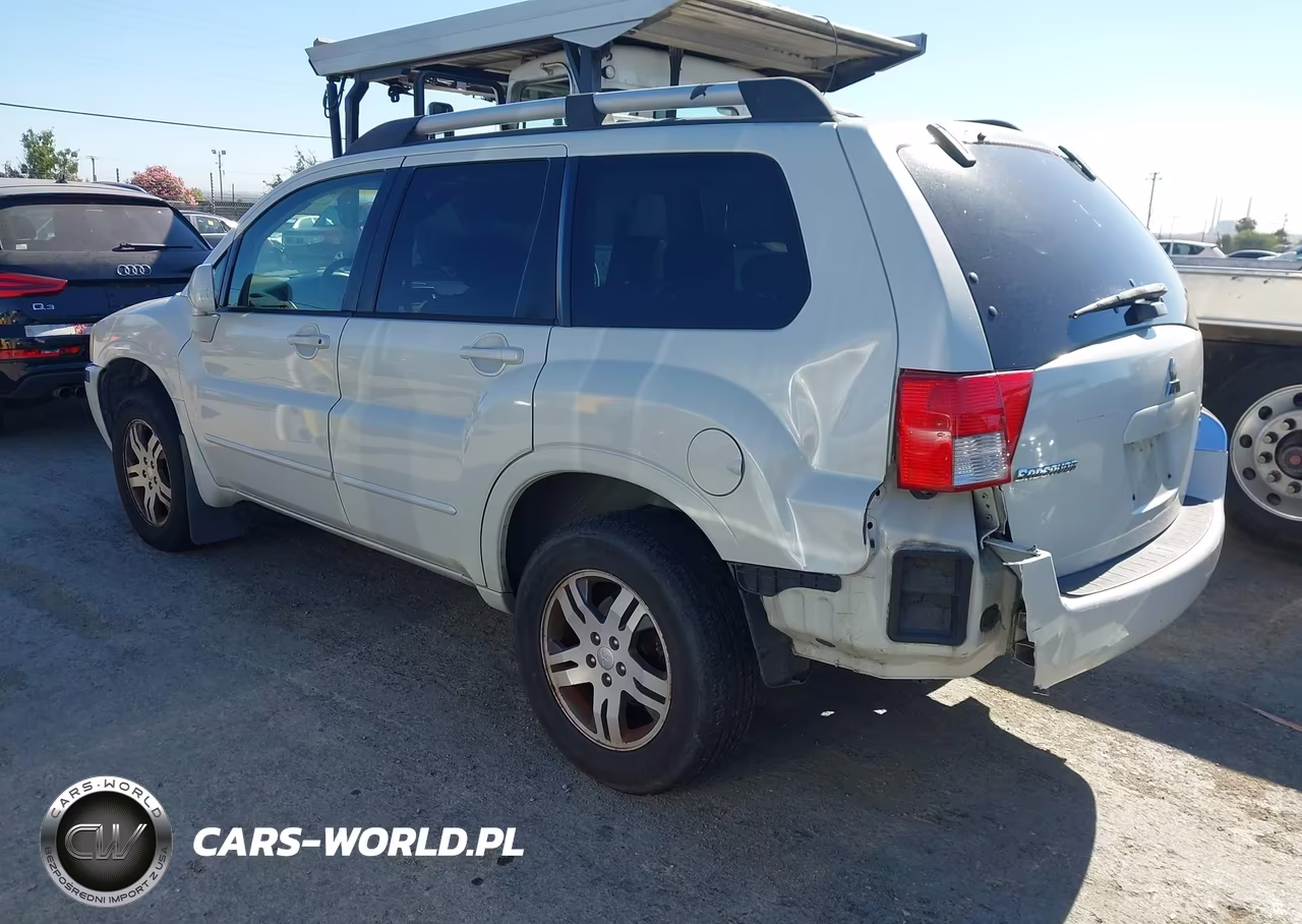 2004 Mitsubishi Endeavor Xls VIN:4A4MN31S04E029553 - 3