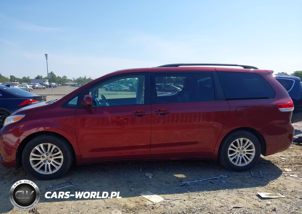 2012 Toyota Sienna Xle V6 8 Passenger VIN:5TDYK3DC7CS268855 - 15