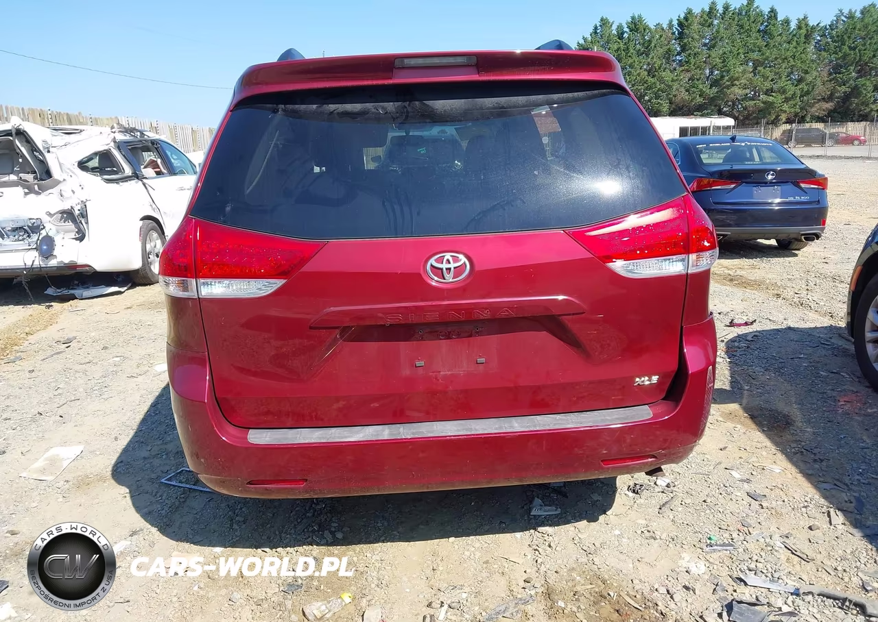 2012 Toyota Sienna Xle V6 8 Passenger VIN:5TDYK3DC7CS268855 - 17
