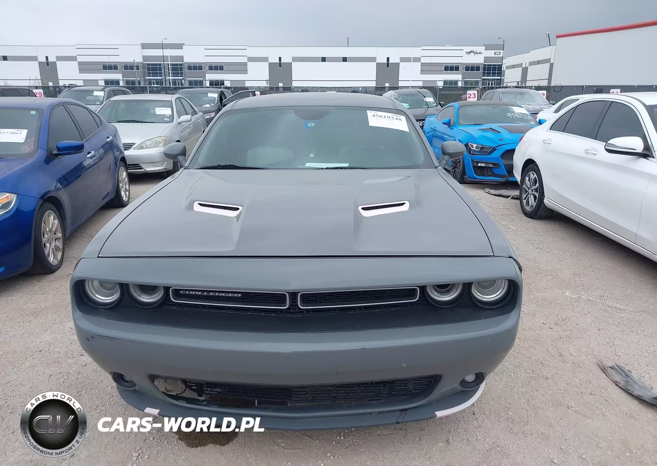 2018 Dodge Challenger Sxt Plus VIN:2C3CDZAG1JH182794 - 12