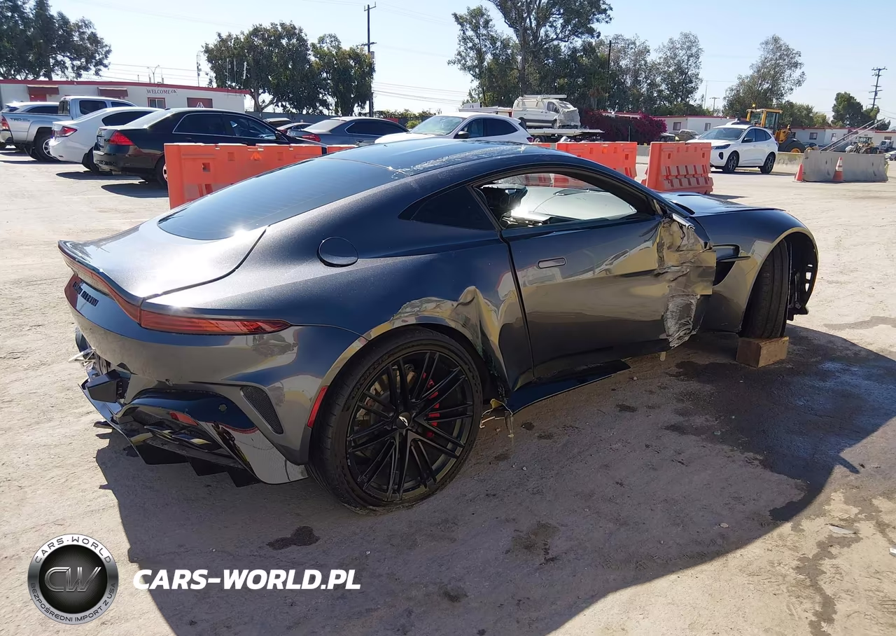 2025 Aston Martin Vantage VIN:SCFSMGFWXSGN09803 - 4