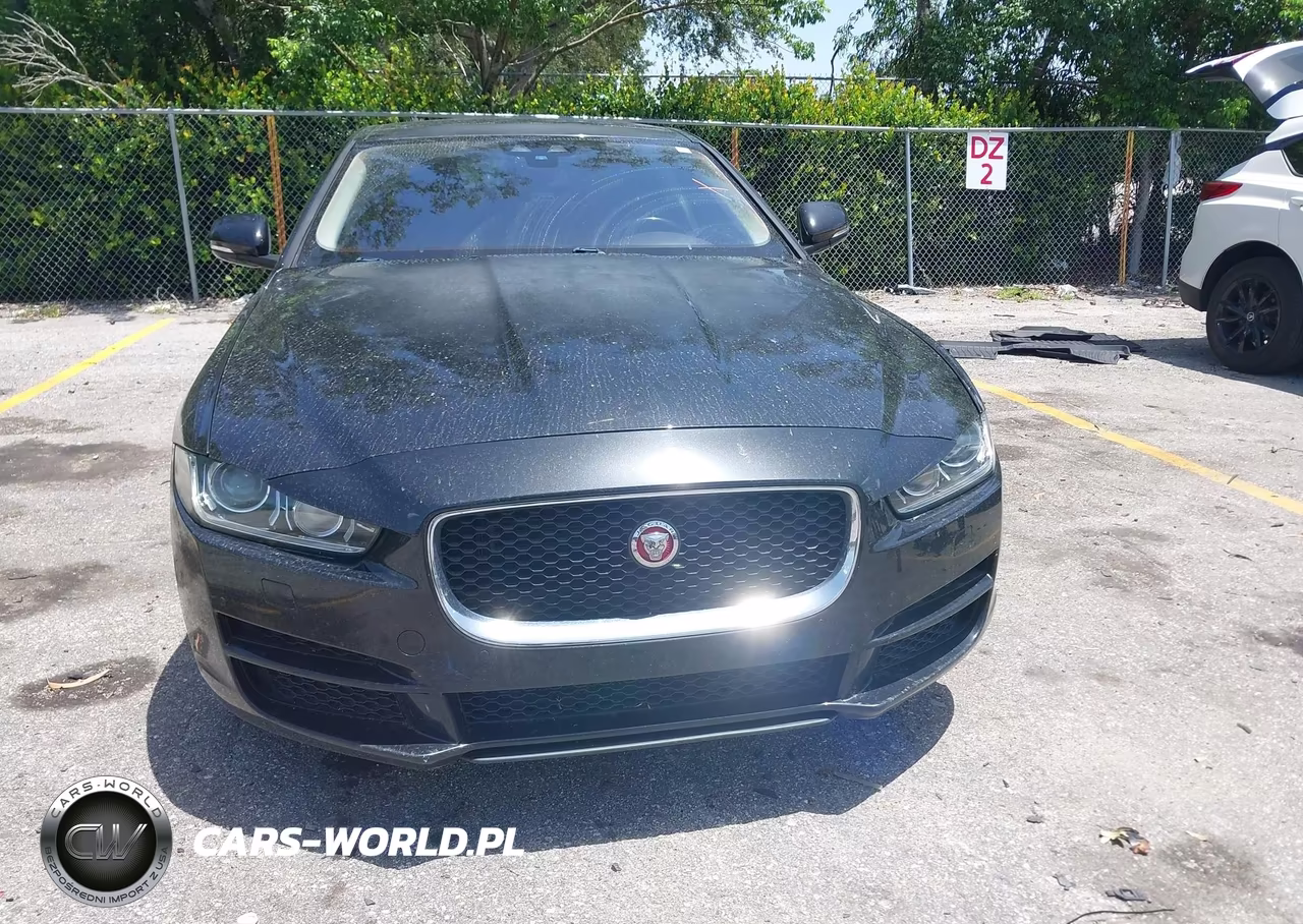 2017 Jaguar Xe 25T Prestige VIN:SAJAE4BG9HA950923 - 12