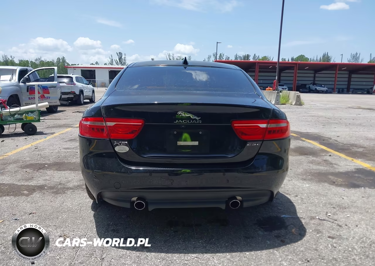 2017 Jaguar Xe 25T Prestige VIN:SAJAE4BG9HA950923 - 16