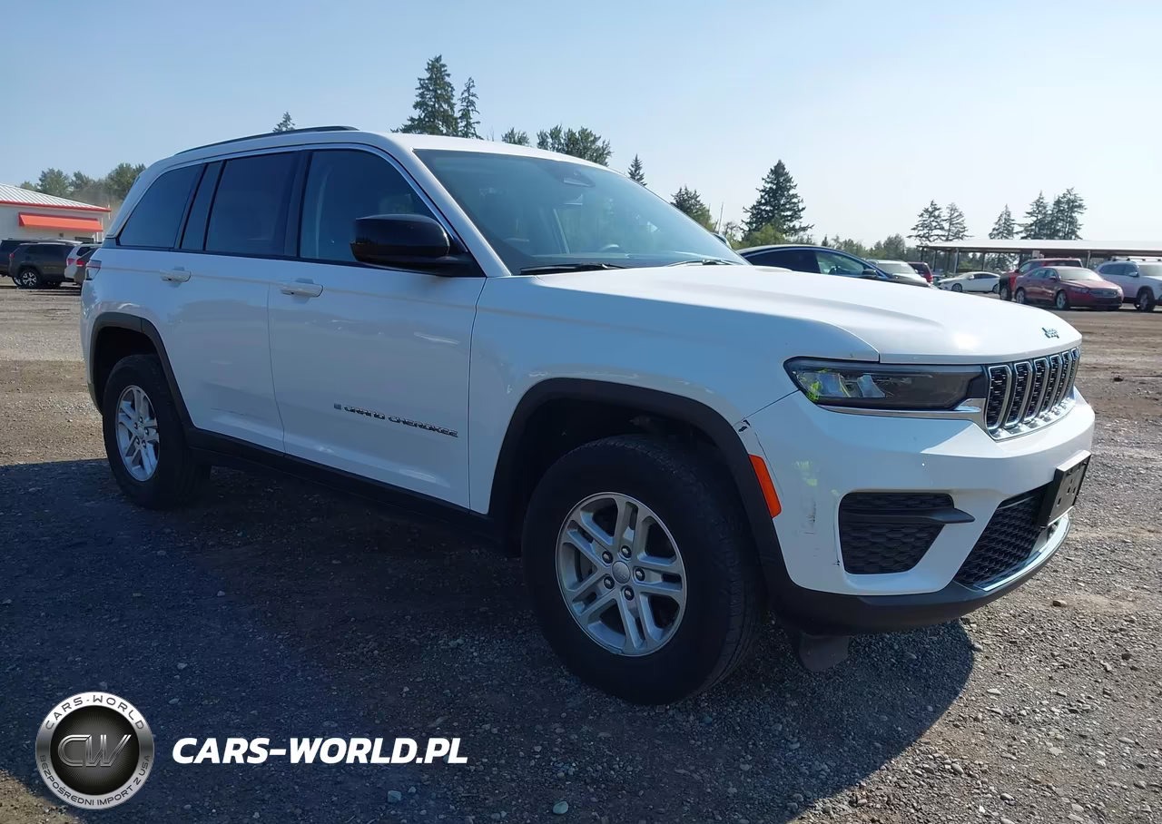 2023 Jeep Grand Cherokee Laredo 4X4 – zdjęcie 1 z 17