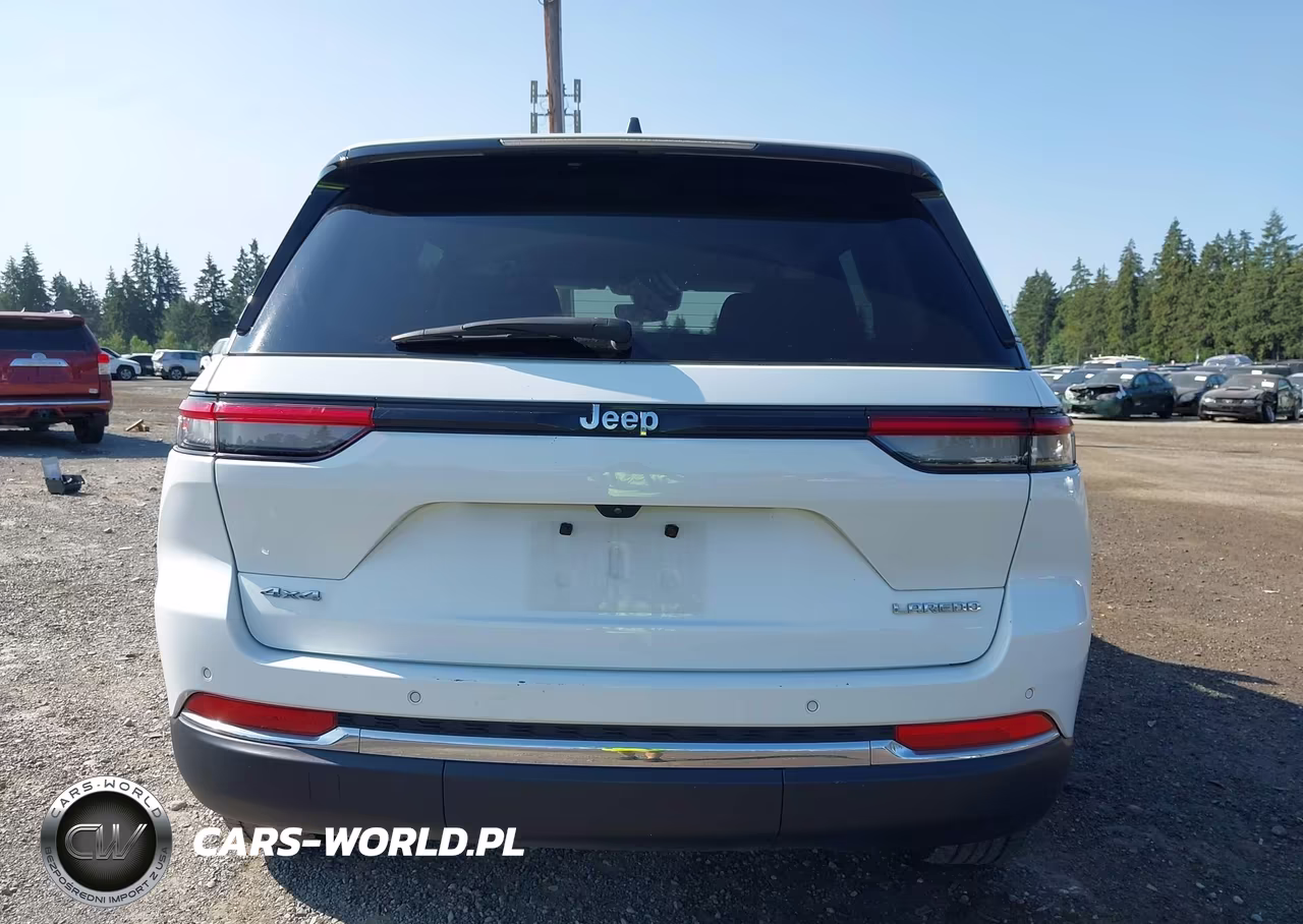 2023 Jeep Grand Cherokee Laredo 4X4 VIN:1C4RJHAG1P8870981 - 17