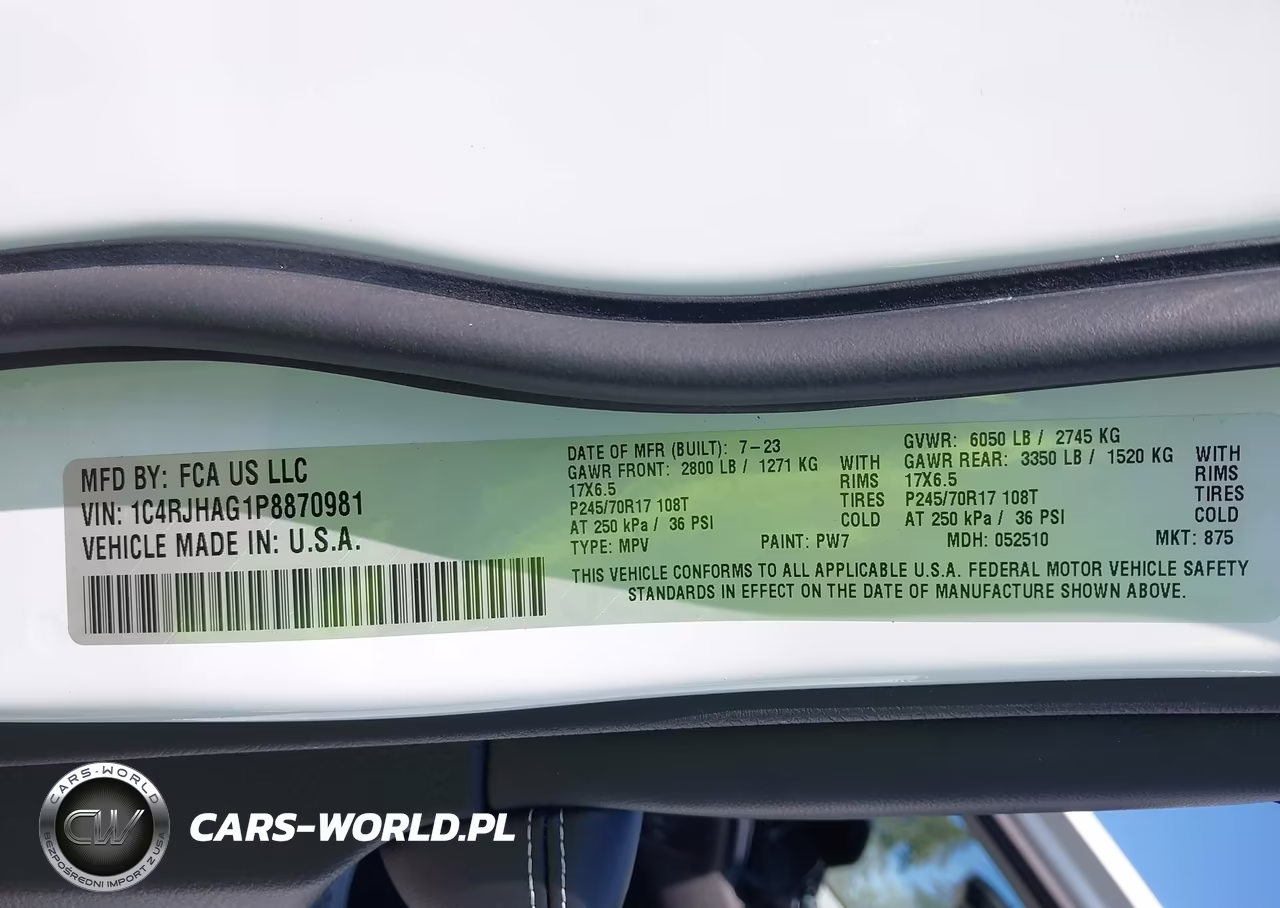 2023 Jeep Grand Cherokee Laredo 4X4 VIN:1C4RJHAG1P8870981 - 9