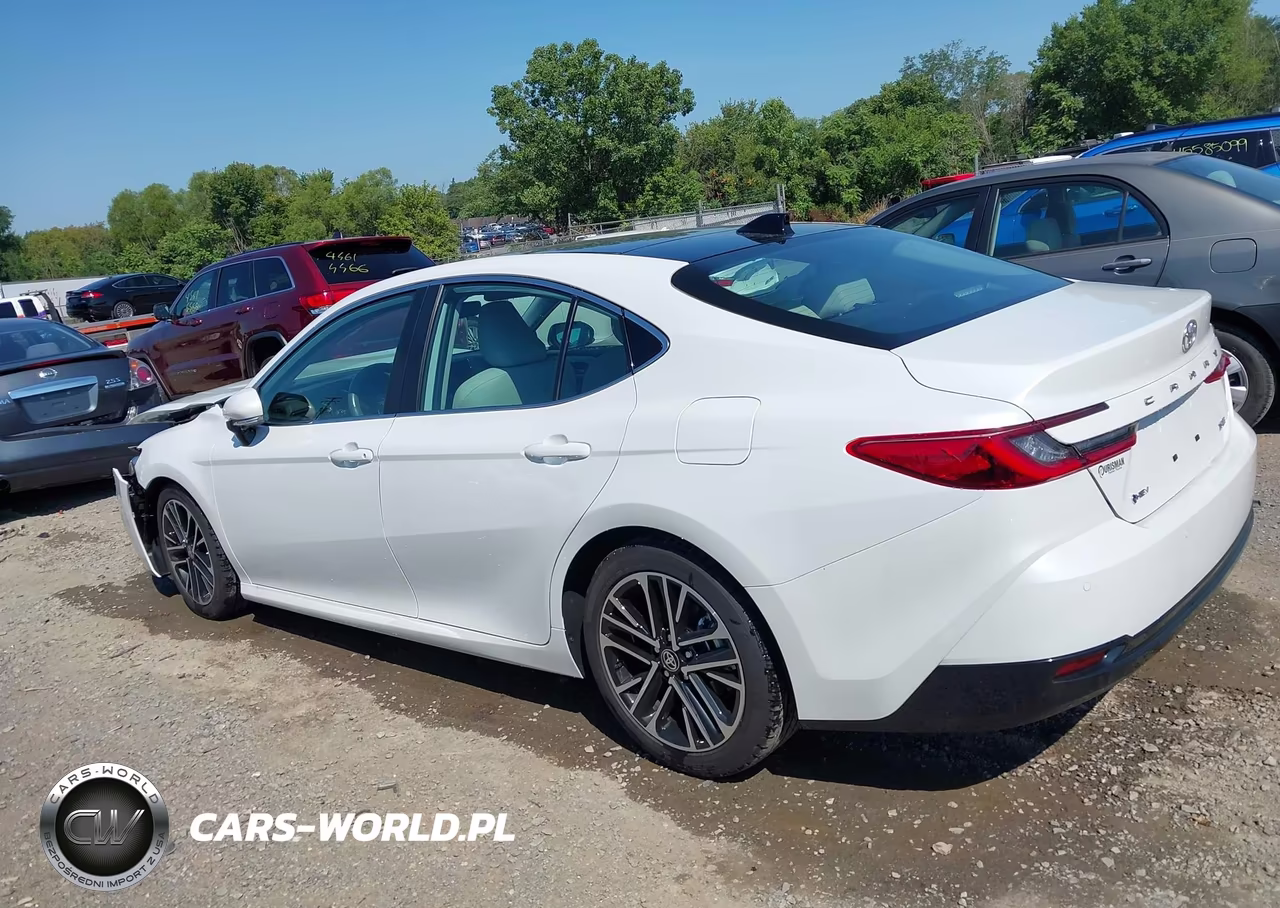 2026 Toyota Camry Xle VIN:4T1DAACK1TU732504 - 14