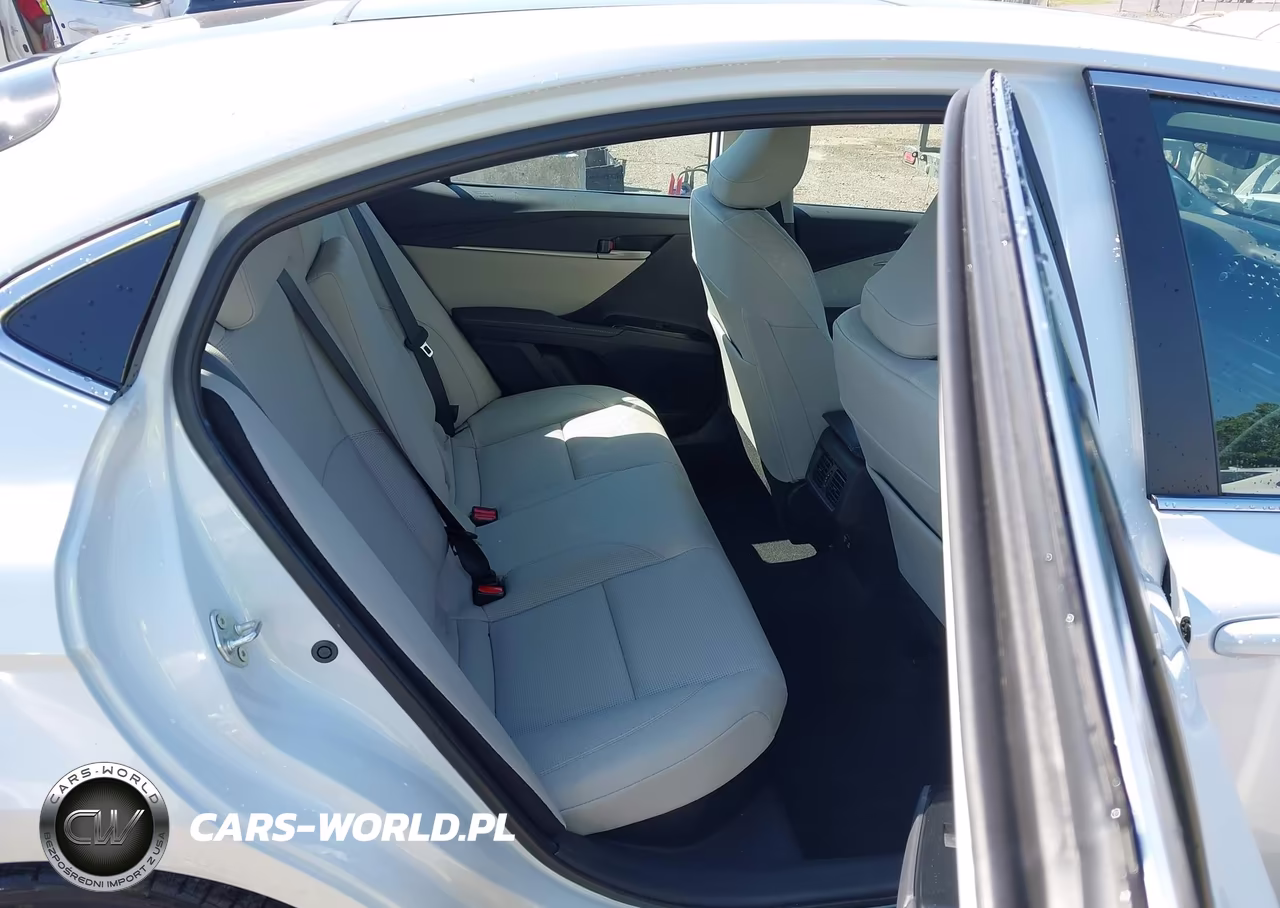 2026 Toyota Camry Xle VIN:4T1DAACK1TU732504 - 8