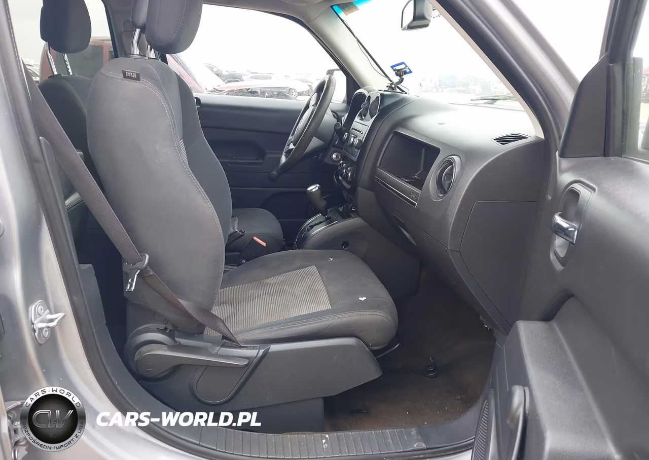 2015 Jeep Patriot Sport VIN:1C4NJRBB2FD317558 - 5