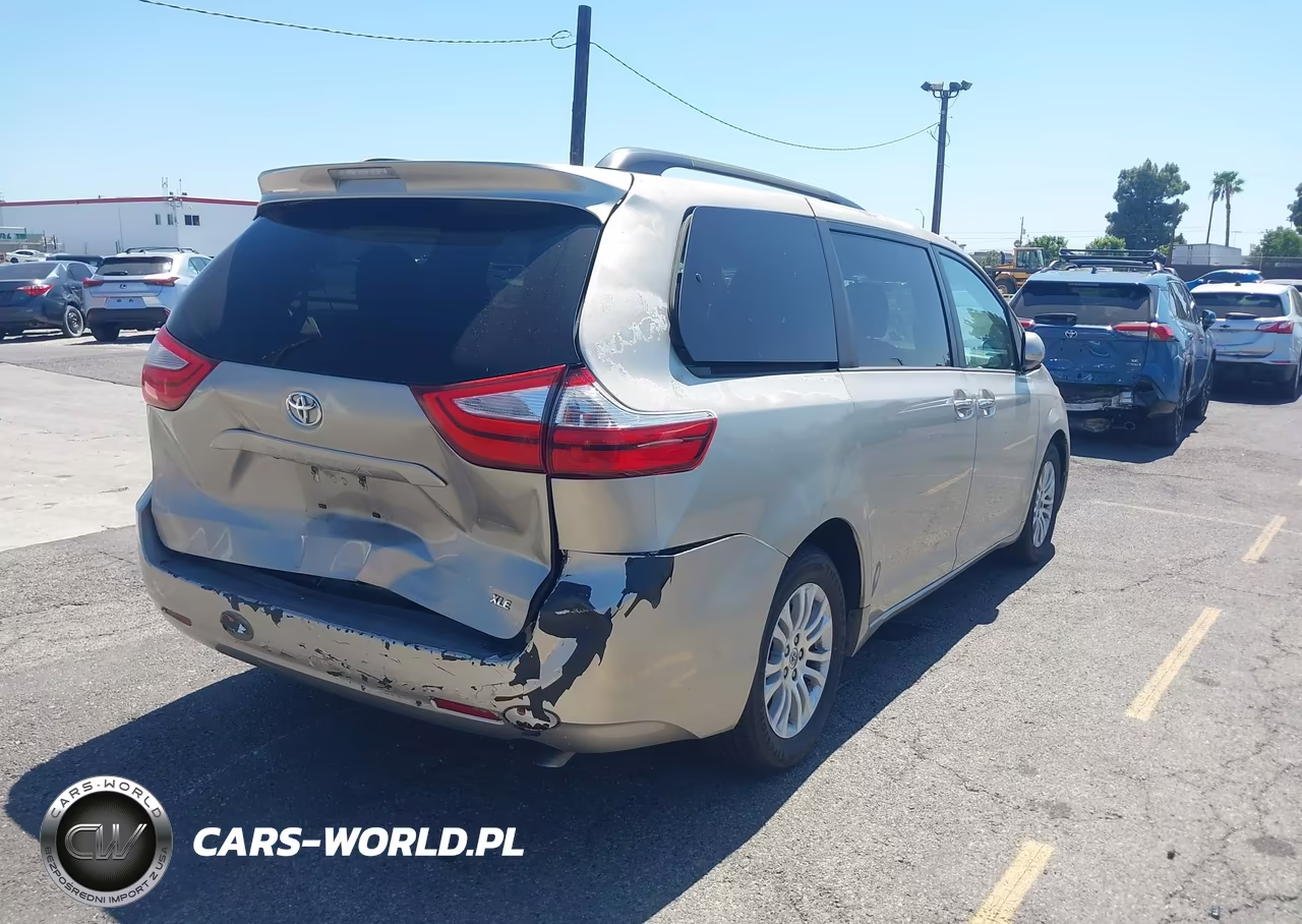 2016 Toyota Sienna Xle 8 Passenger VIN:5TDYK3DC6GS721000 - 4