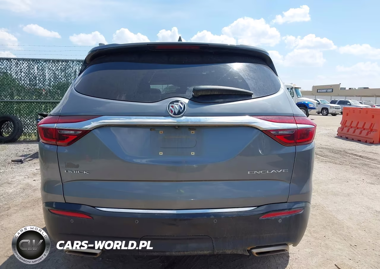2018 Buick Enclave Premium VIN:5GAERCKW9JJ139345 - 16