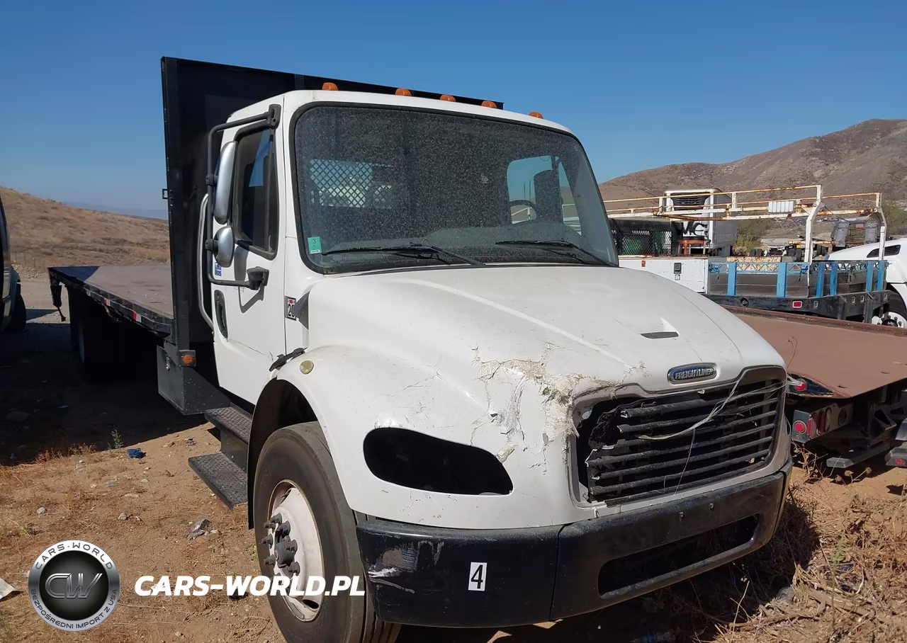2017 Freightliner M2 106