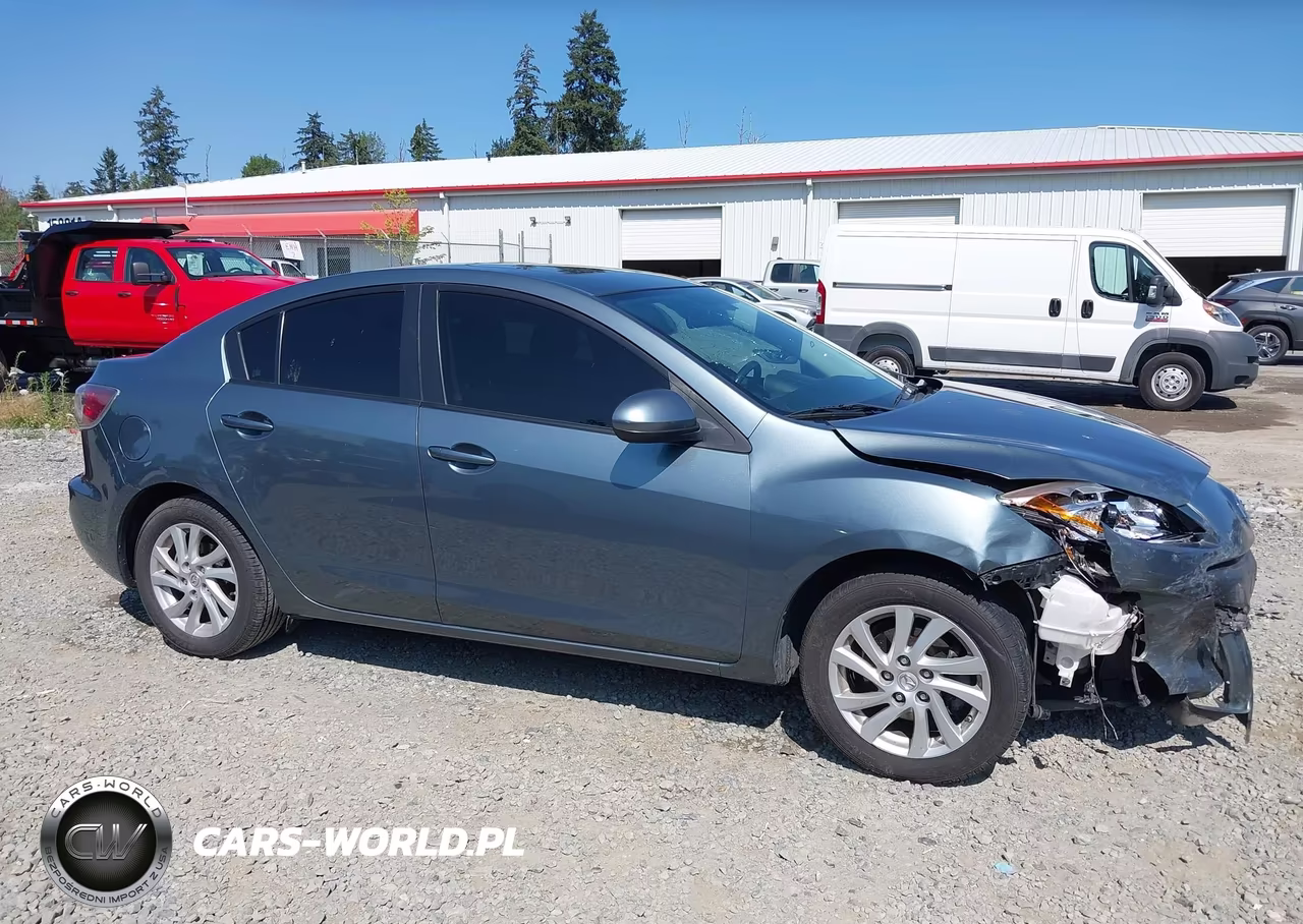 2012 Mazda Mazda3 I Touring VIN:JM1BL1V81C1676878 - 13