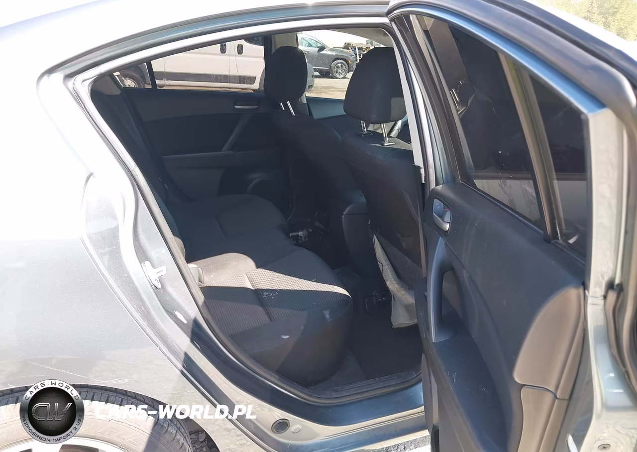 2012 Mazda Mazda3 I Touring VIN:JM1BL1V81C1676878 - 18