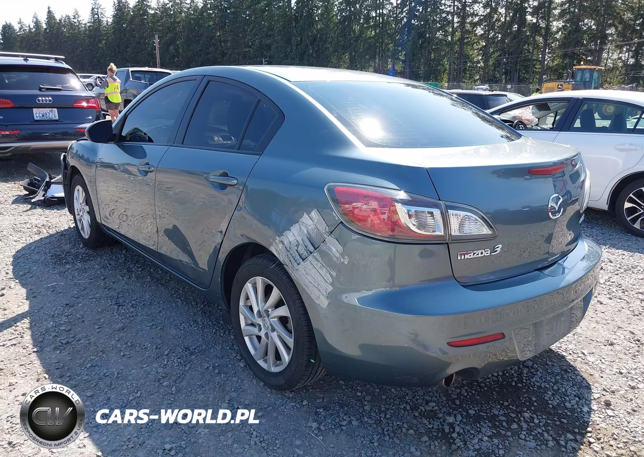 2012 Mazda Mazda3 I Touring VIN:JM1BL1V81C1676878 - 3