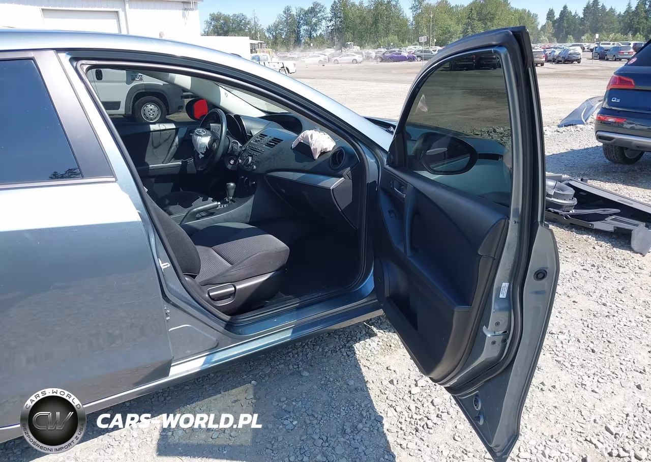 2012 Mazda Mazda3 I Touring VIN:JM1BL1V81C1676878 - 5